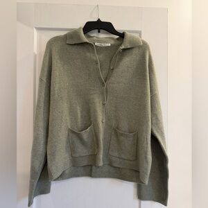 Abercrombie Women's Green collar cardigan Sweater